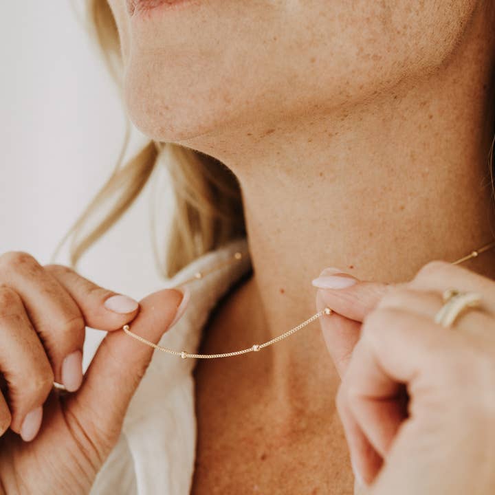 Sydney Rose Co. - Wholesale Link & Chain Necklace - Dainty Satellite Necklace0