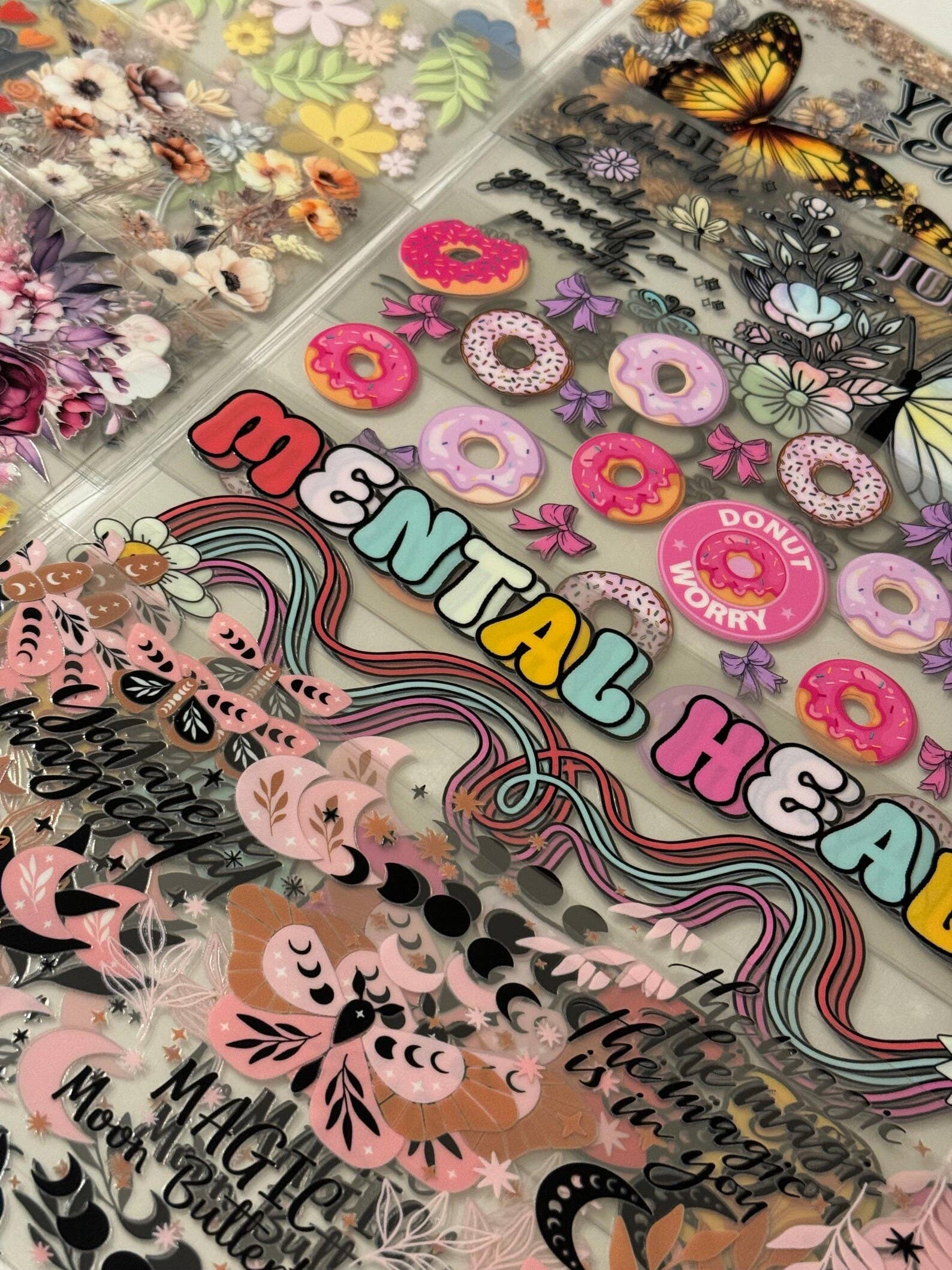 Crafty Treasures – Adesivo por atacado – POSITIVE AFFIRMATION Pacote de 5, 10 envoltórios uv dtf 16oz1