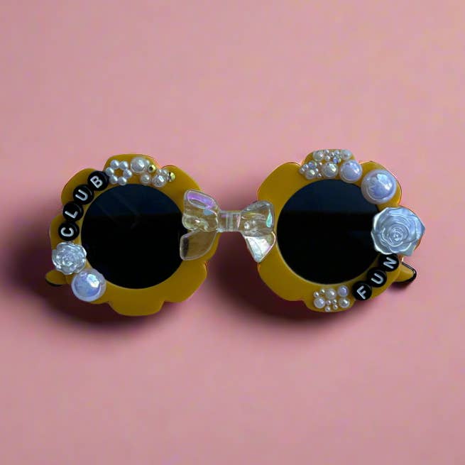 Yellow Club Fun Kids Sunglasses for wholesale by Las Ofrendas