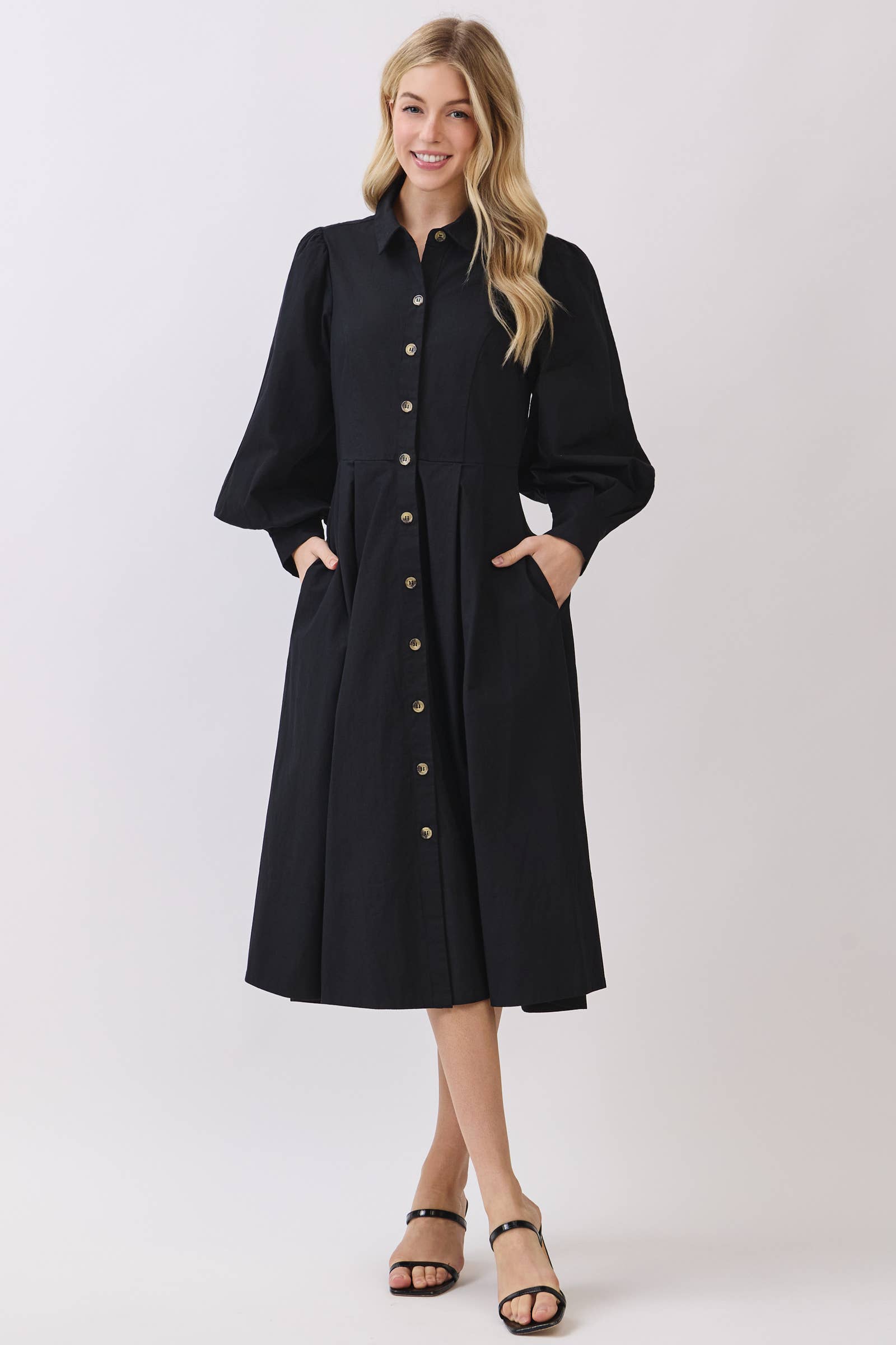 Calista – wholesale Klänning - Dam – MIDI-KLÄNNING MED KRAGE OCH LÅNGÄRMAD KNAPPSTÄNGNING - VD60837