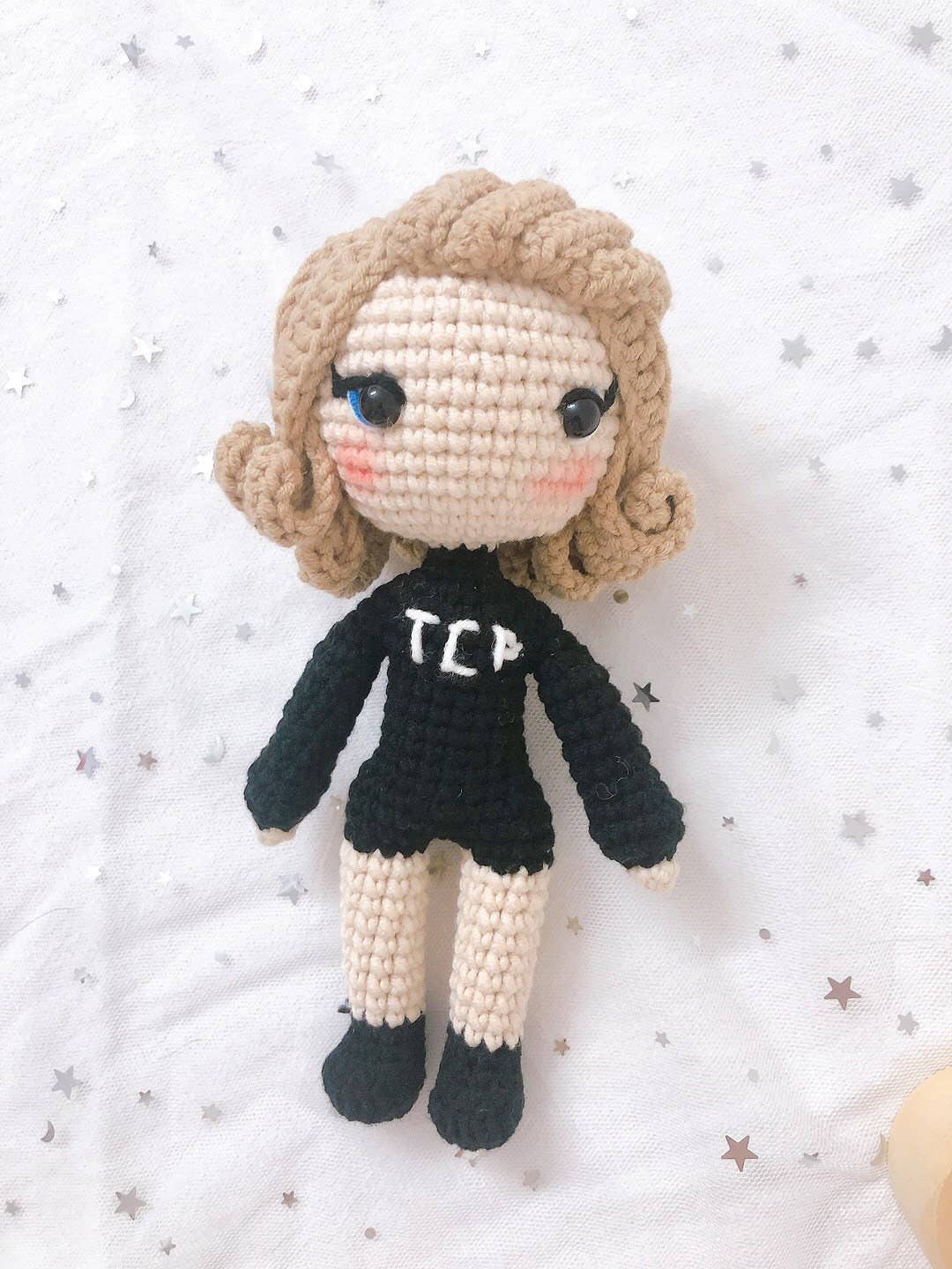 TOMOPOD LLC - Wholesale Christmas Decoration - Crochet Girls Dolls, Cute Girly Crochet  8