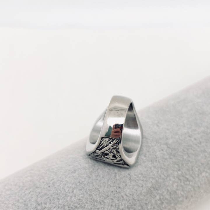 Mio Queena - Wholesale Signet Ring - Hip Hop Skull Sickle Death Stainless Steel Ring - MJ/MR