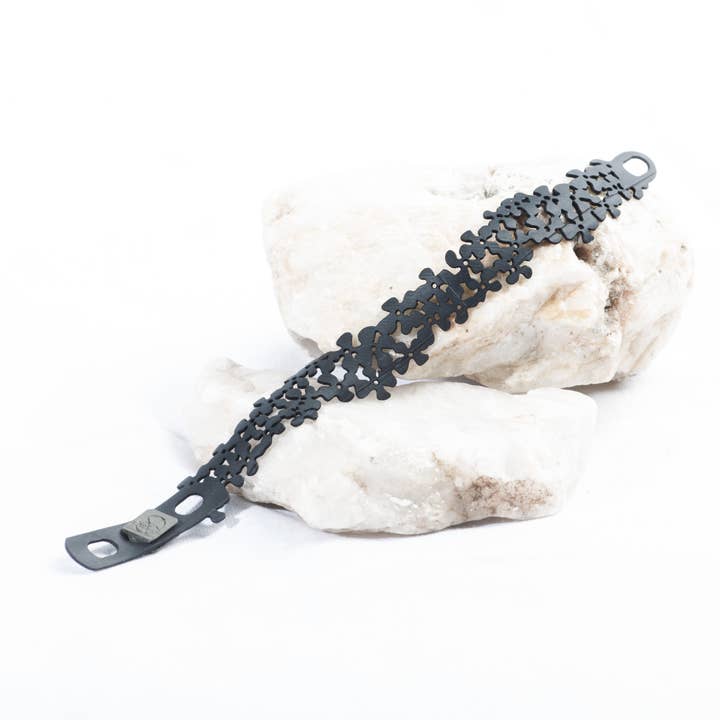 Narrow Cluster Flower Bracelet for wholesale by ABD Culture