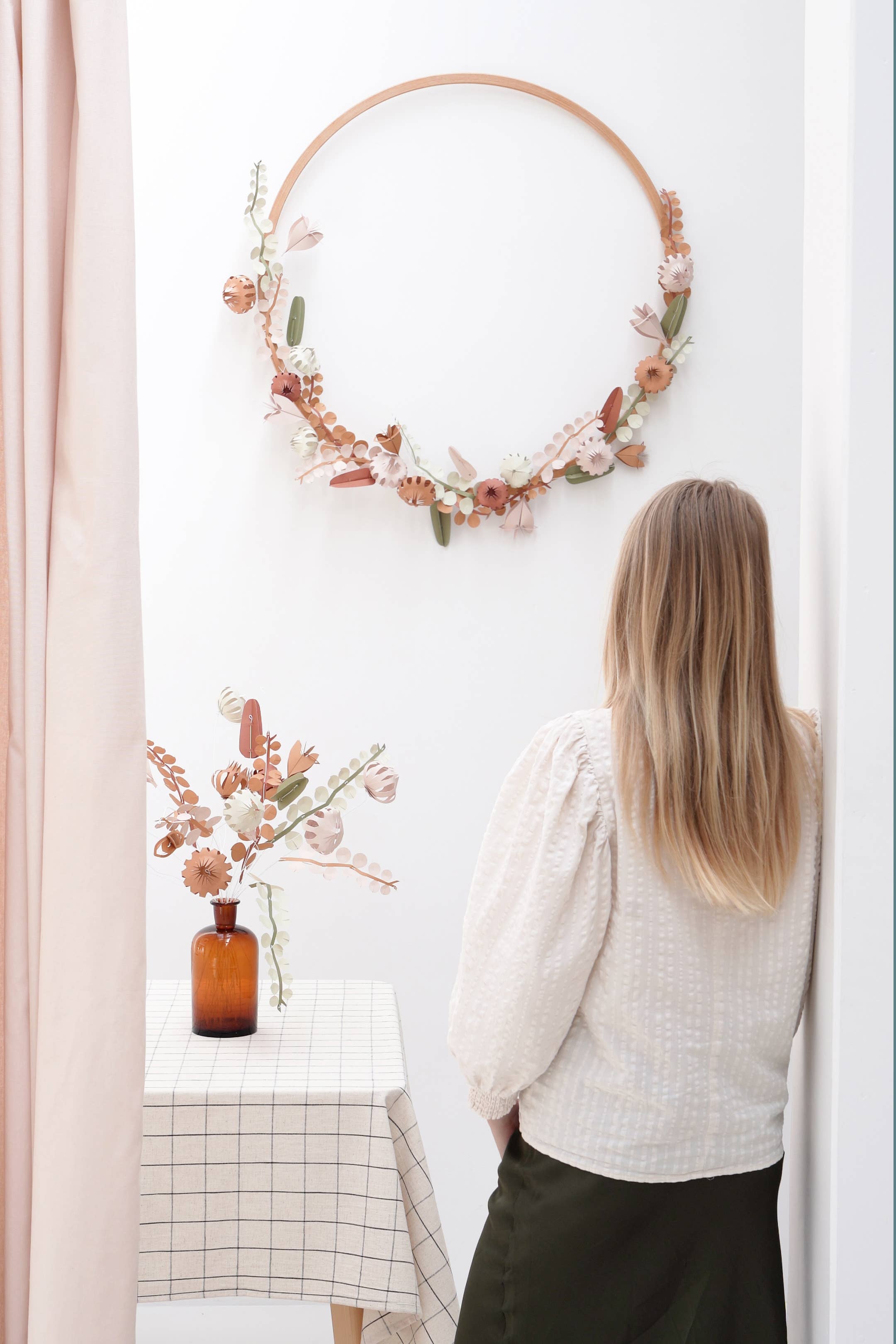 Jurianne Matter - Wholesale DIY Craft Kit - FIELD paper flowers large - pastel1