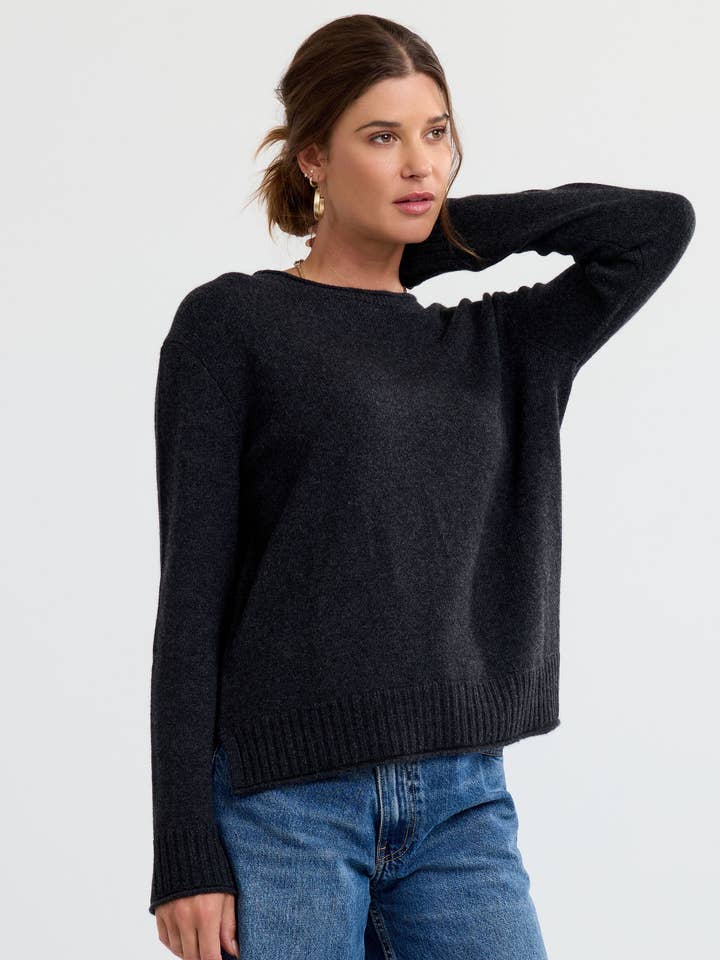 Charcoal Essential Cashmere Crew for wholesale on Faire8