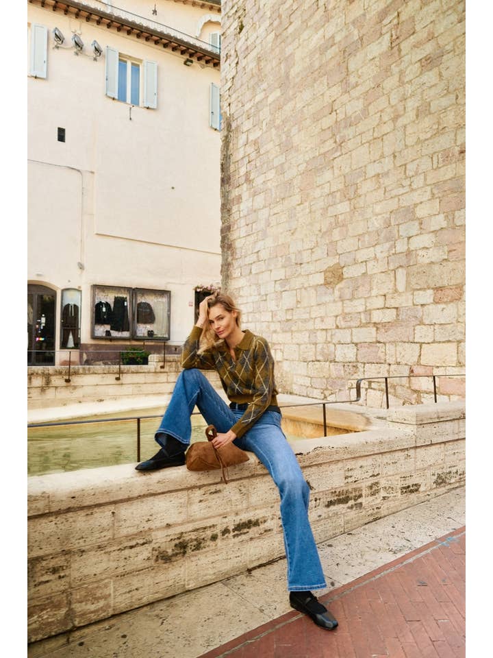 MEDIUM ULTRA HIGH RISE HOLLY FLARE JEANS-KC9248M-OP for wholesale on Faire