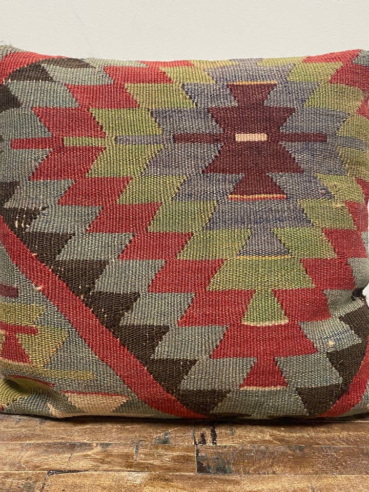 Vintage tyrkisk kilimpude - LYKKE for engroshandel hos Fabric Junkies