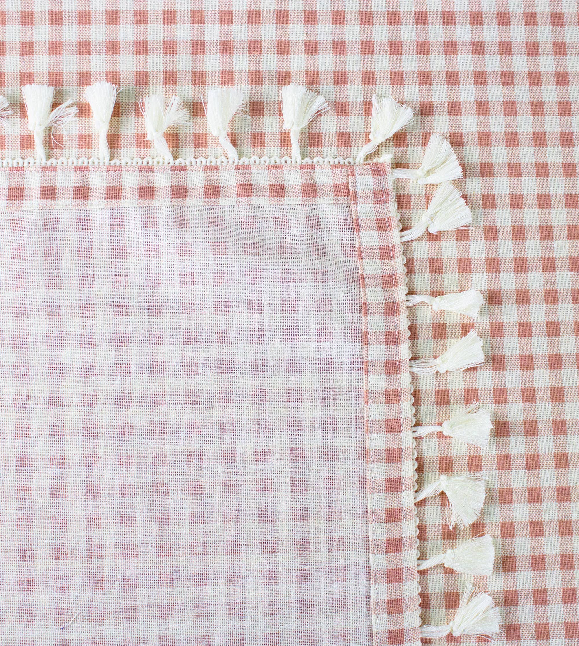 Fennco Styles - Wholesale Tablecloth - Rustic Gingham Check Tasseled Trim Cotton Blend Tablecloth2