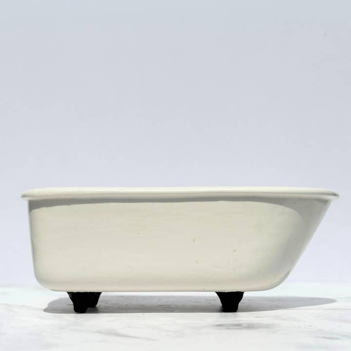 Clawfoot Bathtub Soap Dish for wholesale by Taylor Family Farm