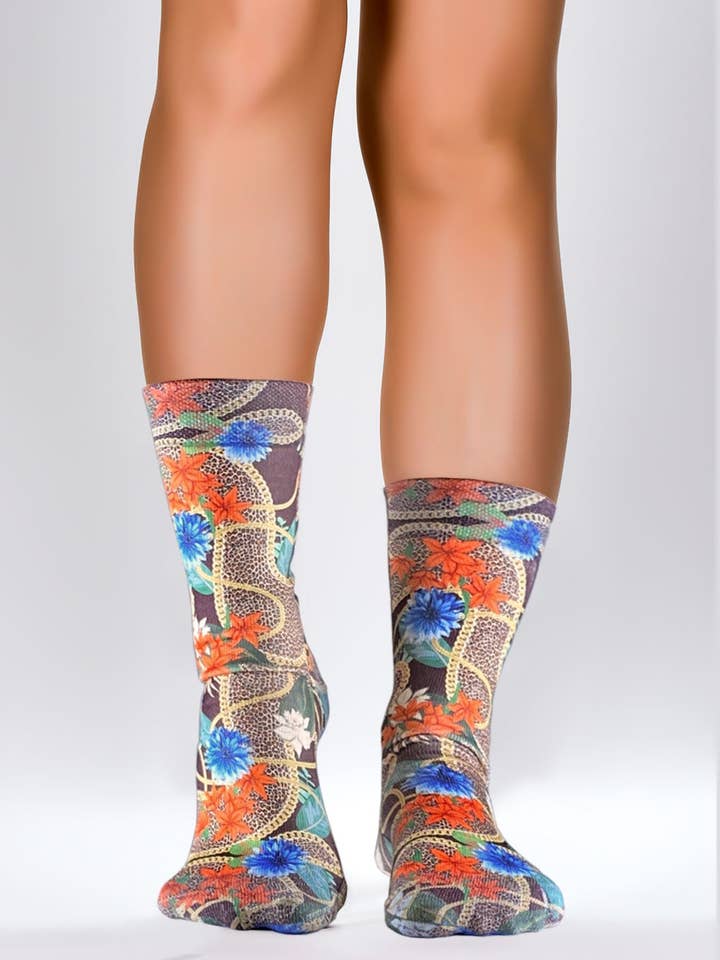 CHRYSANTEMUM Lady Socks for wholesale by Wigglesteps