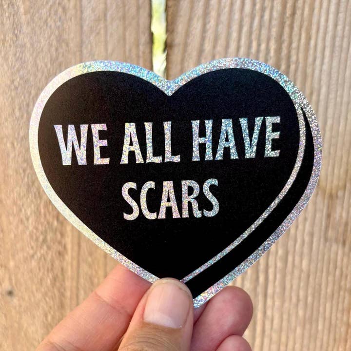 Autocollant Cœur Pailleté Gothique - Nous avons tous des cicatrices pour la vente par Anna Liz Heart Designs