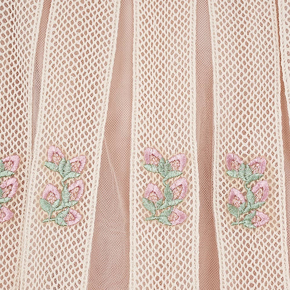 Couleur comme sur les photos Robe sans manches à col en V avec broderie florale à la main DR586Y en vente sur Faire9