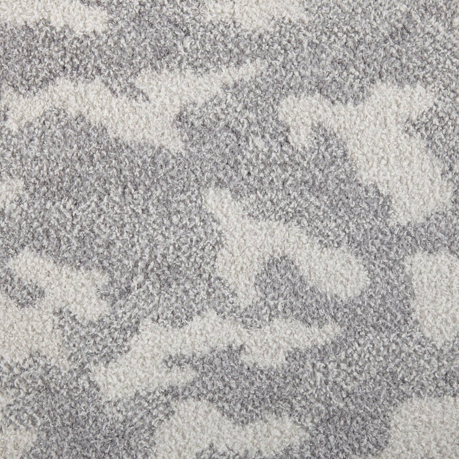 Crafted by Catherine - Wholesale Throw Blanket - Camouflage Cozy Knit Throw 60" x 70"10