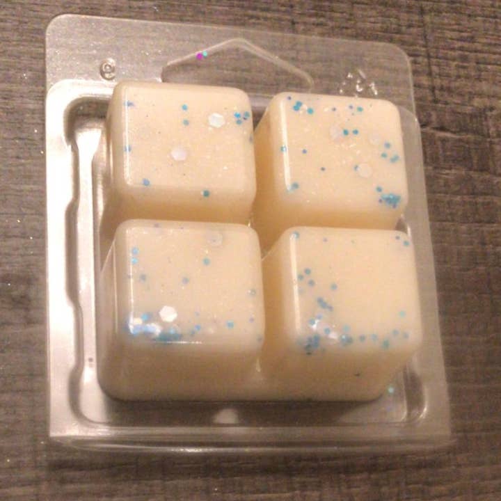 Petit emballage clamshell carré à 4 cavités pour fondants de cire pour la vente par craftastik