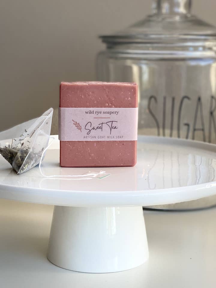 Zoete thee geitenmelk zeep voor wholesale door Wild Rye Soapery