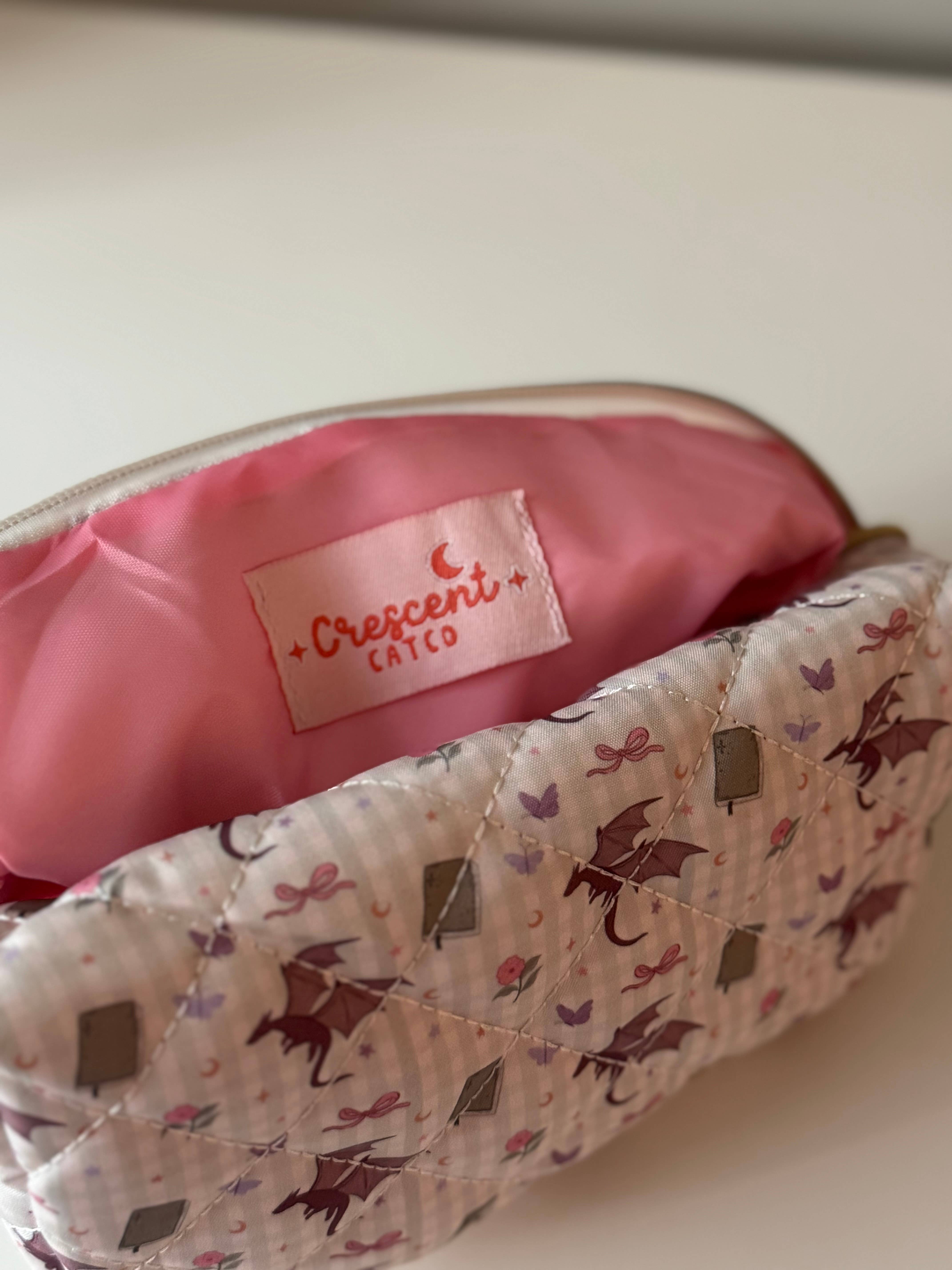 CrescentCatCo - Wholesale Makeup/Cosmetic Bag - Fantasy Reader Gingham Dragon Quilted Makeup Pouch6