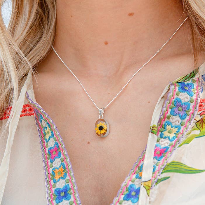 Primavera Sunflower Necklace, Small Oval for wholesale by Corazón Sterling