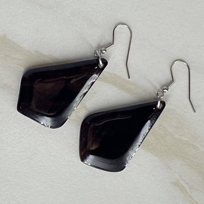 Blackwood Africain - Briolette pour la vente par Ingrained