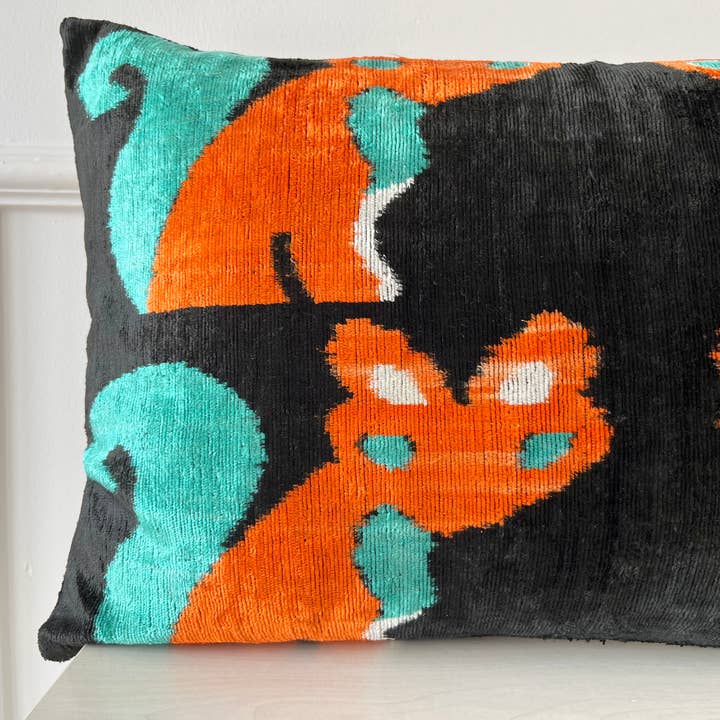 Samarra Home - Wholesale Throw Pillow Cover - Squirrel Pillow Cover, Animal Ikat Velvet Pillow