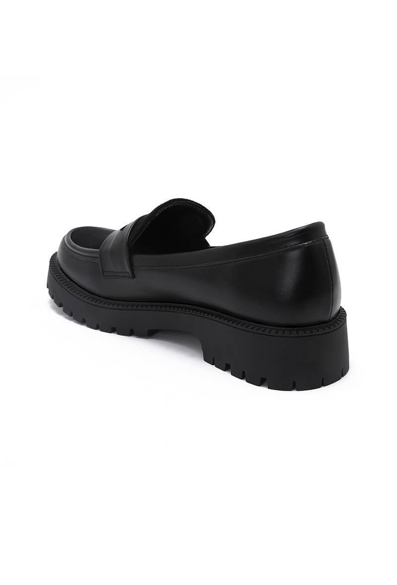 Joia Paris – Großhandel Loafer – Damen – Mokassins mit klassischem Schaft und dicker Sohle H8-960M10