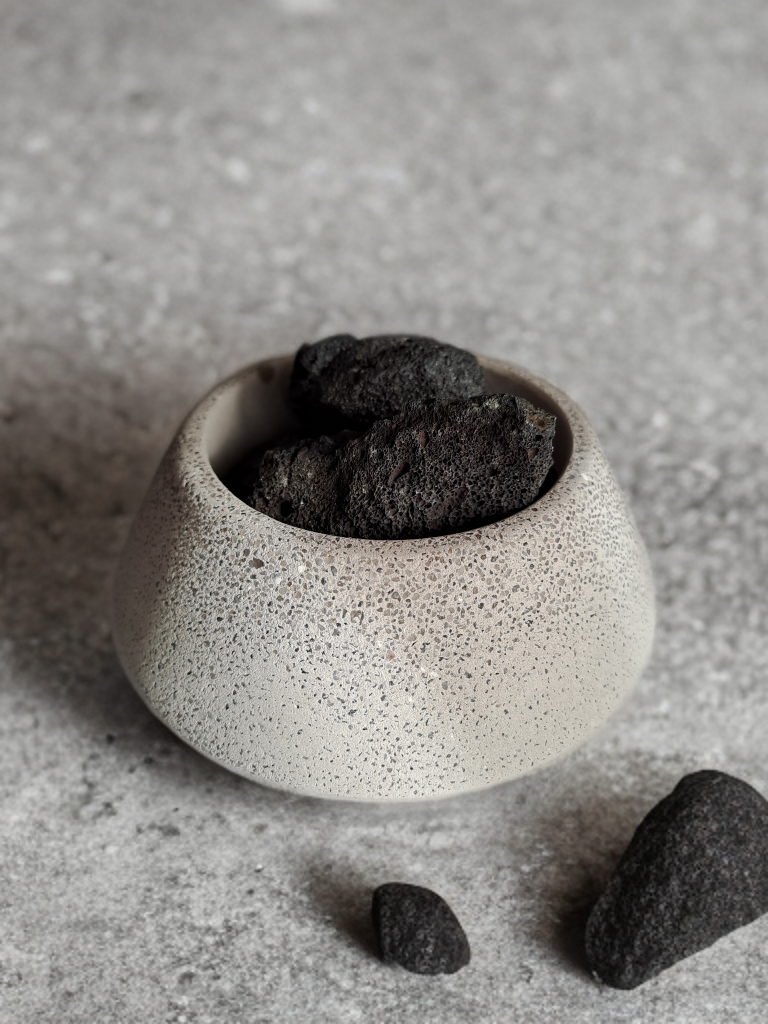 Ana Barroso Porto - Wholesale Reed Diffuser - Mineral Diffuser with Handcrafted Concrete Bowl3