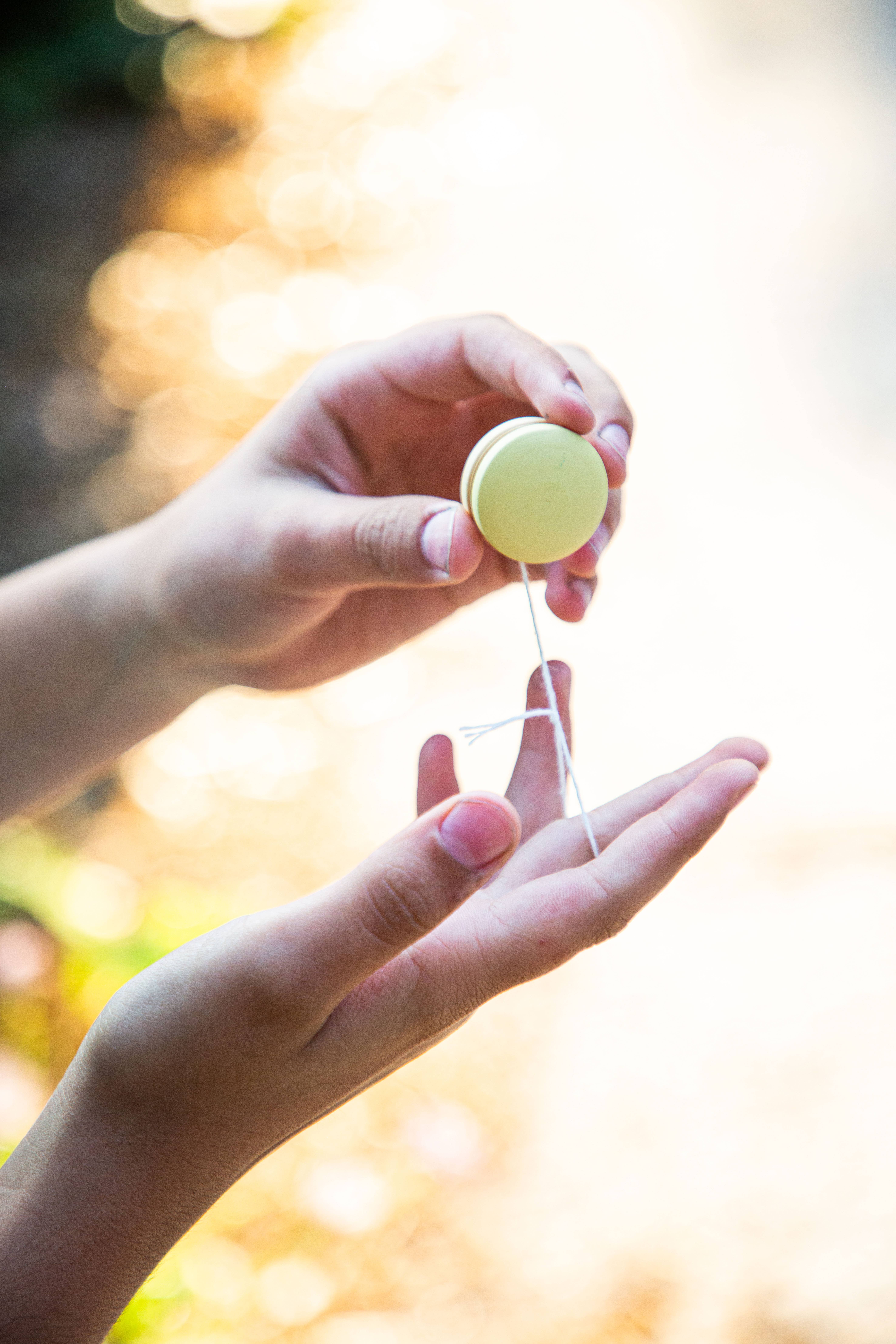 Me&mine - Wholesale Classic Toy - Kids - 54 units Mini YoYo. + Free Display.  Mini Timeless toys Coll5