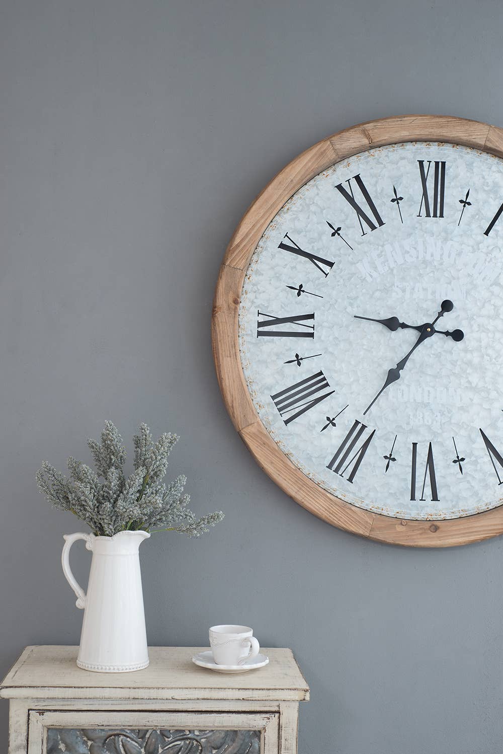 A&B Home Group Inc. - Venta al por mayor Relojes de pared - Reloj de Pared Rústico Kensington de 32,5"5