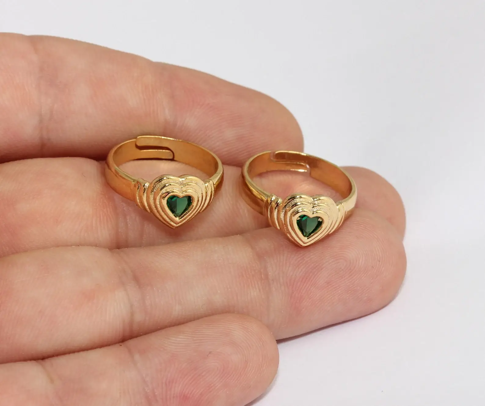 QueenJewelryM - Wholesale Single Stone/Solitaire Ring -  24k Shiny Gold Heart Ring, Micro Pave Heart Rings, MLS2850