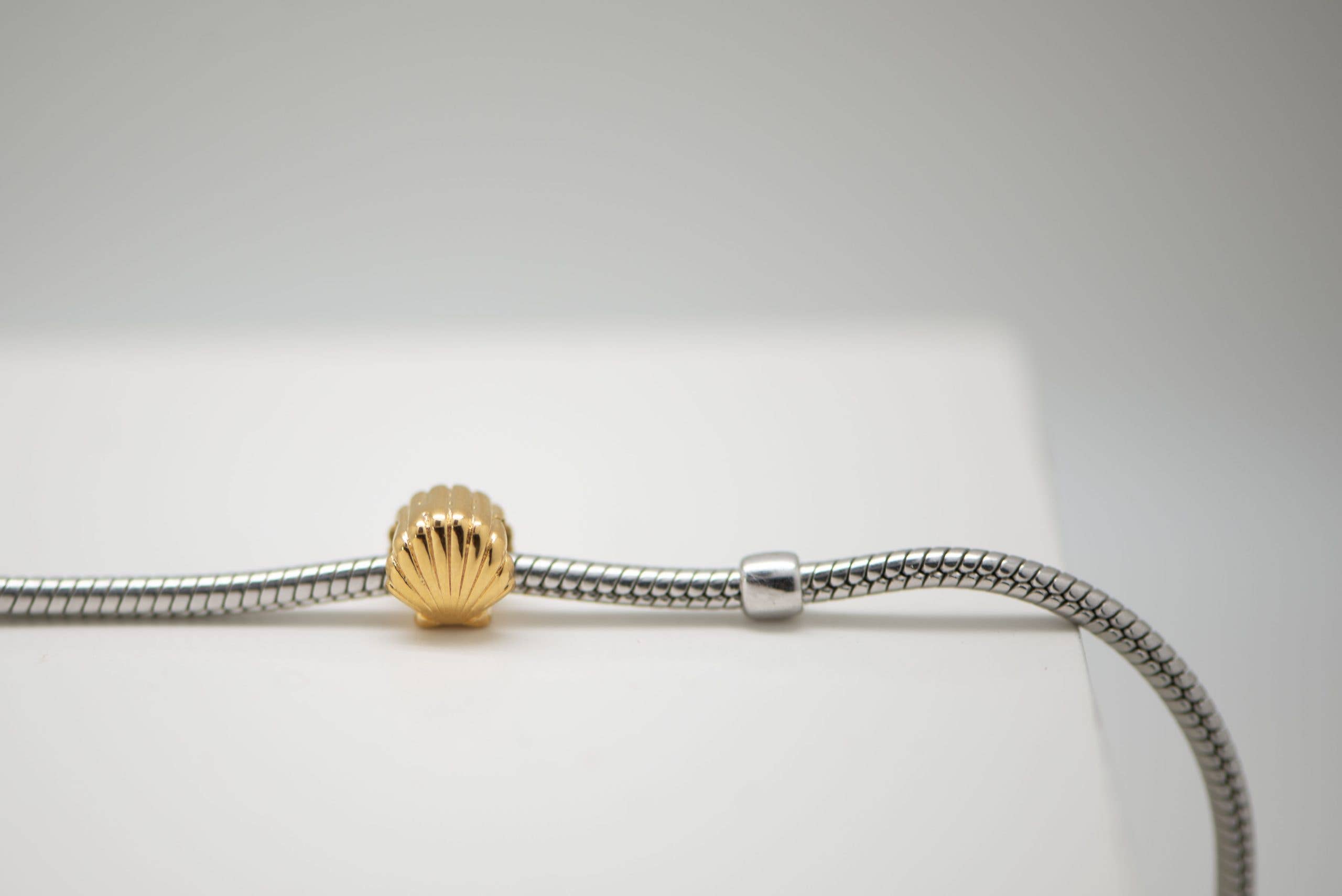 TALISMAN JEWELLERY (D&Fidanverdi, S.L.) - Wholesale Charm/Dangle Bracelet - 18k Gold Plated Camino de Santiago Shell Charm4