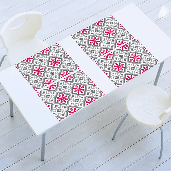 Le Grand Cirque - Wholesale Placemat - TRIANON Vinyl Placemat Magenta 48x36cm1
