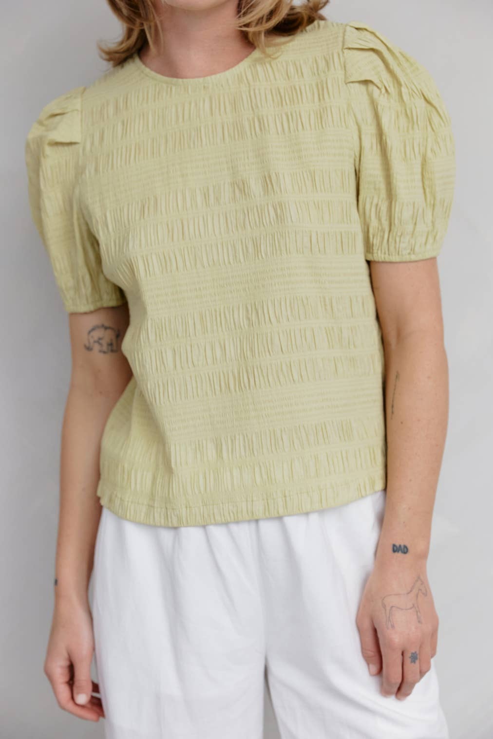 MOD REF - Wholesale Blouse - Women's - The Celia Top | Textured Puff Sleeve Top3