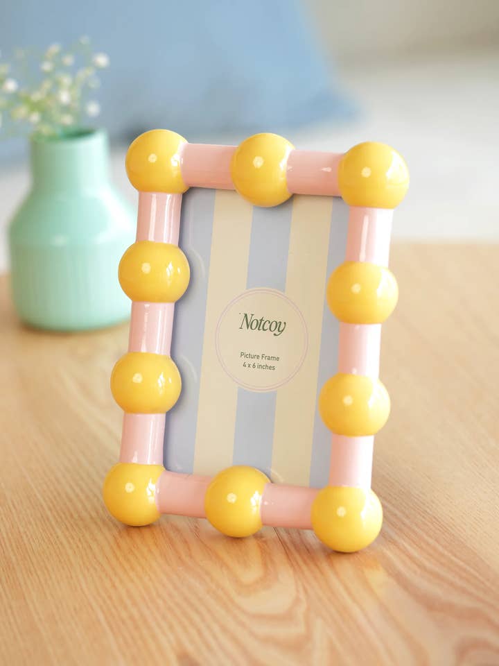 Buttercup Lane Picture Frame for wholesale by Notcoy