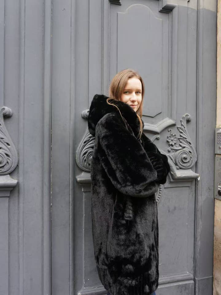 CIAO MILANO - Wholesale Fur/Faux Fur Coat - Women's - 284012 Faux fur hooded coat9