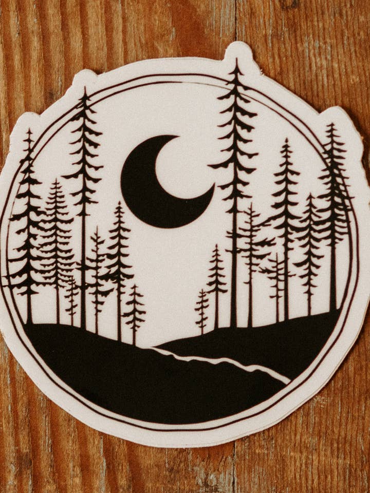 Autocollant Croissant de Lune pour la vente par Made of Mountains