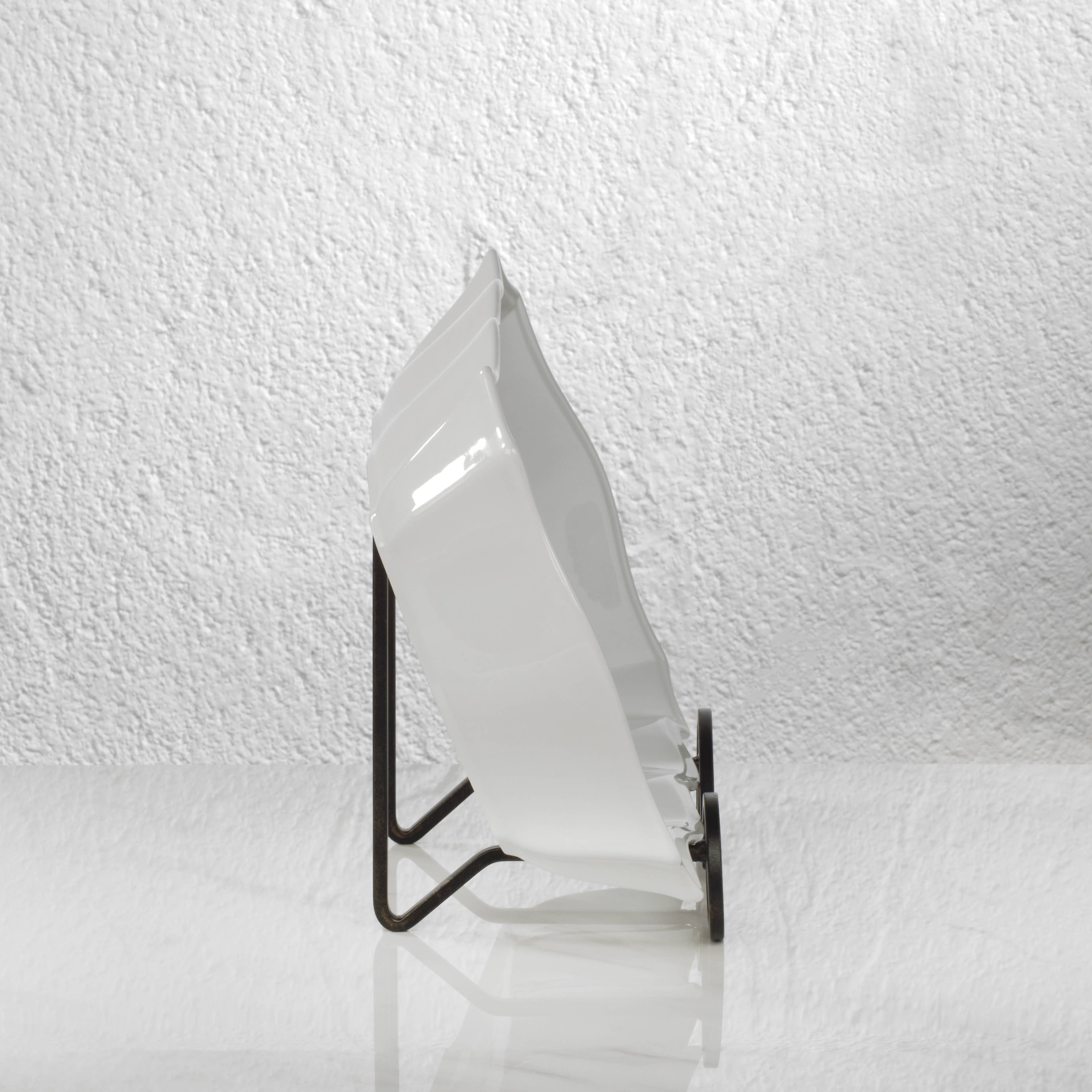 Tripar International - Wholesale Retailer Display Stand/Case - Keller Deep Bowl Stands16