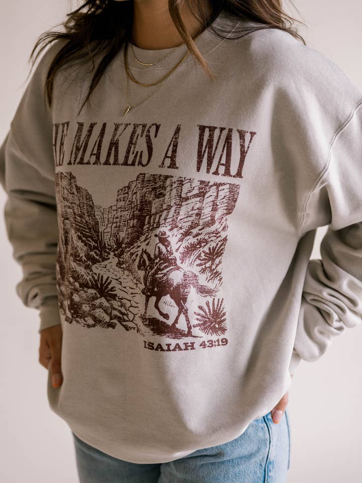 Dear Heart - Wholesale Graphic Sweatshirt - Women's - He Makes A Way Pullover | Christian Pullover5