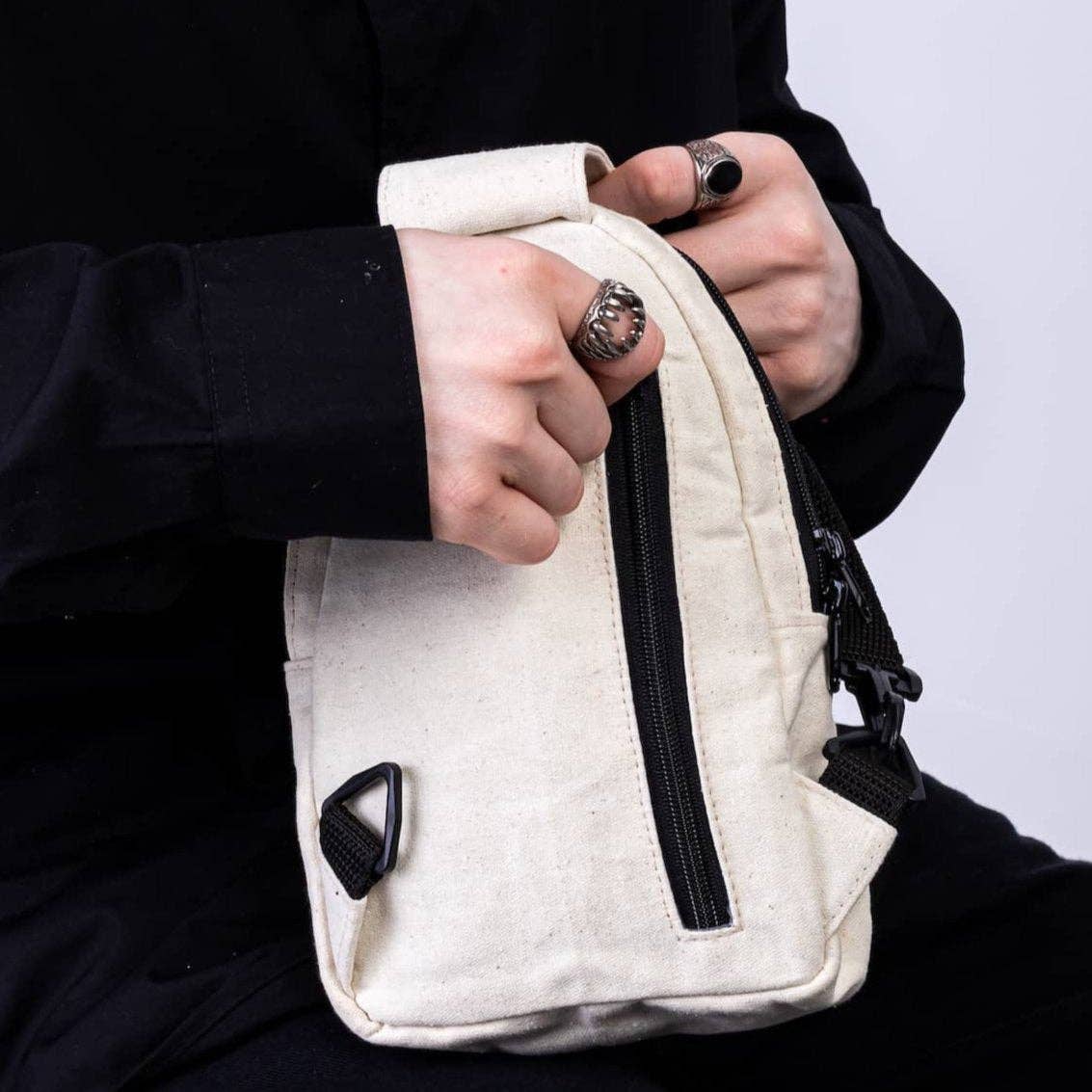 Ecodunia - Wholesale Crossbody Bag - Unisex - Canvas Crossbody Mini Sling Bag for Men and Women – Buru 12