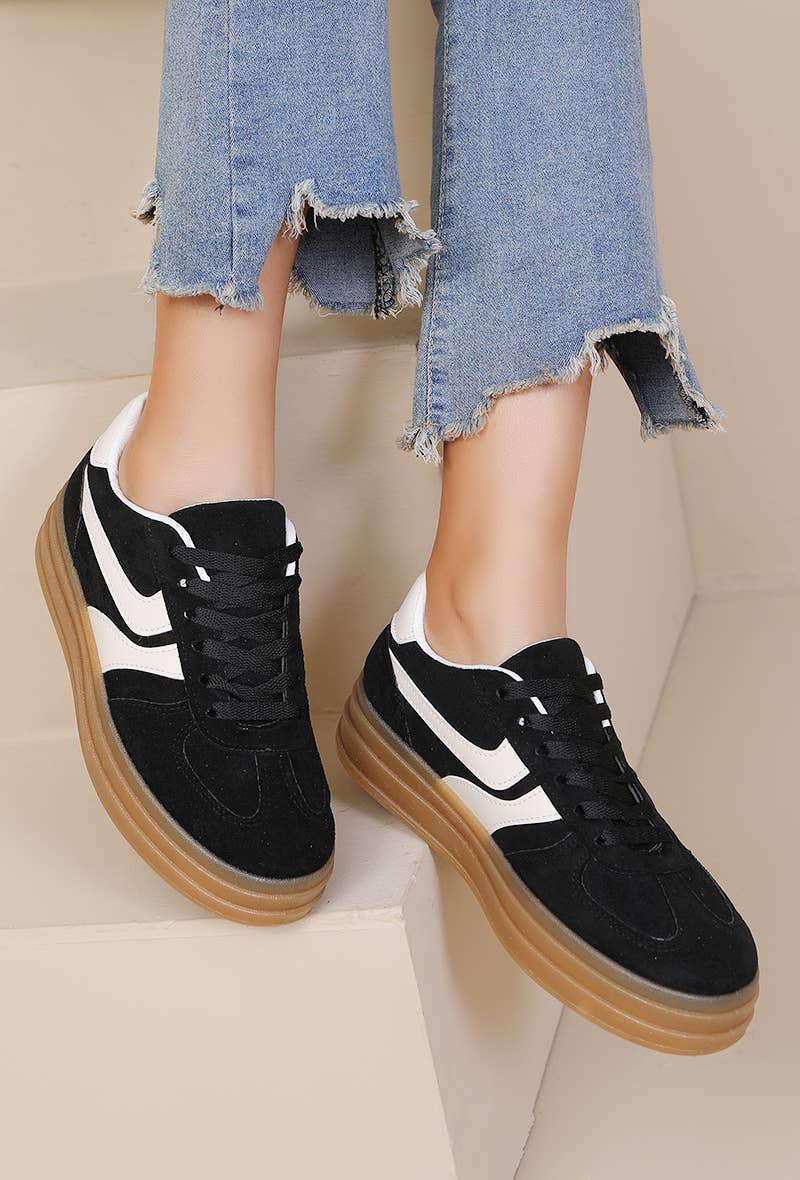 Joia Paris - Wholesale Lifestyle Sneakers - Women's - Lace-up wedge sneakers BH-220511