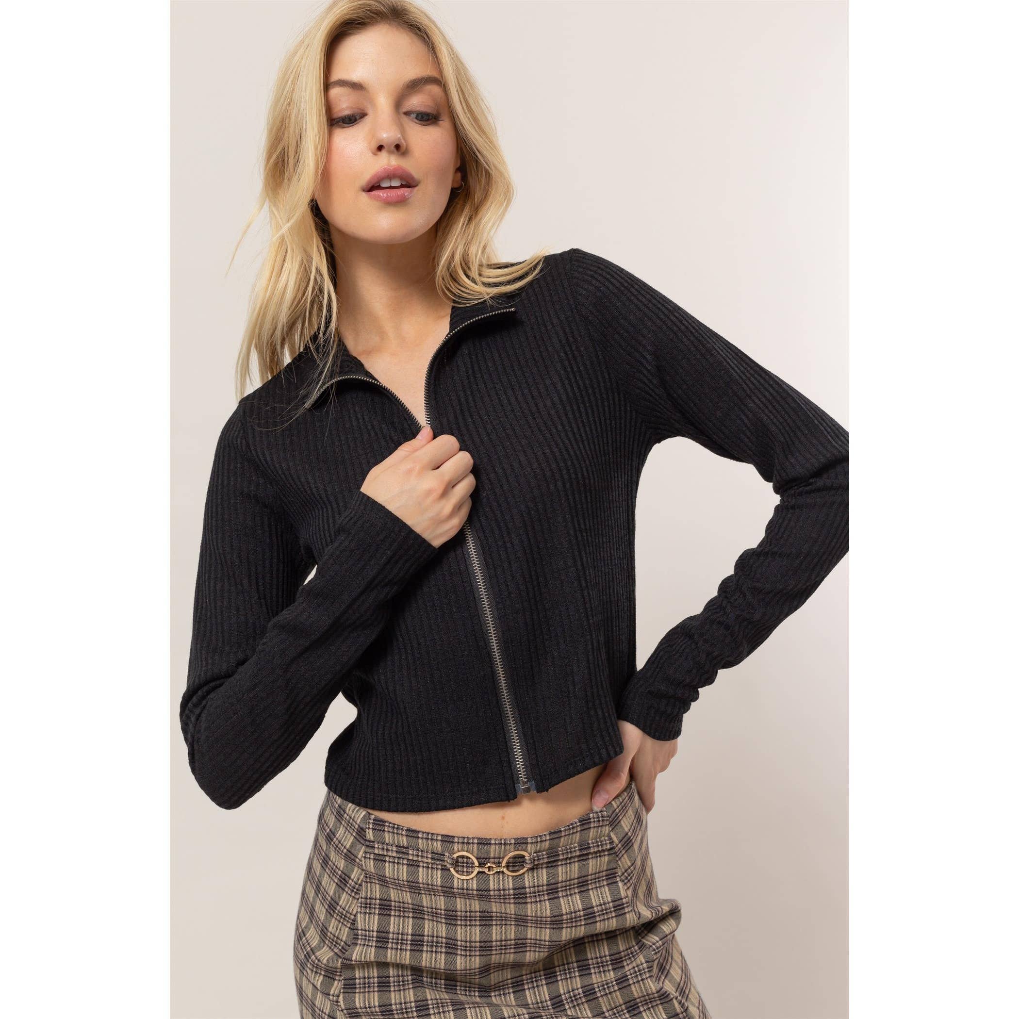 HYFVE – Camisa - Mulher por atacado – Top de Malha com Fecho de Correr às Riscas1