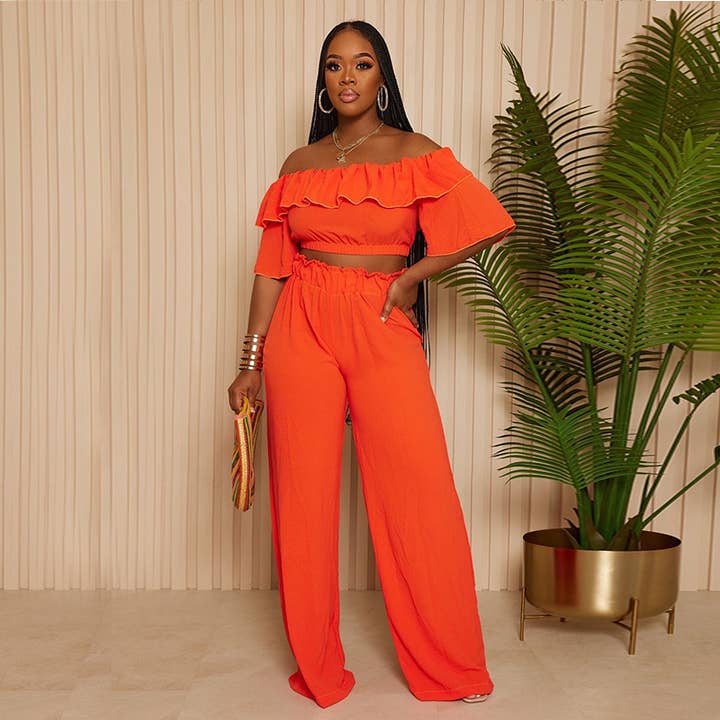 HK6644 - Set di abiti da donna in due pezzi con top e pantaloni per la vendita all'ingrosso da parte di Gaia Fashion Inc