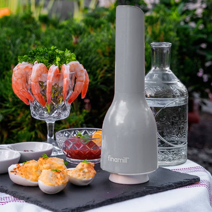 FinaMill - Wholesale Spice Mill - FinaMill Classic Battery - 1 Everyday Pod, 1 Pepper Pod14