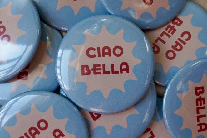 artxnikki - Wholesale Lapel Pin/Button - "Ciao Bella" Button0