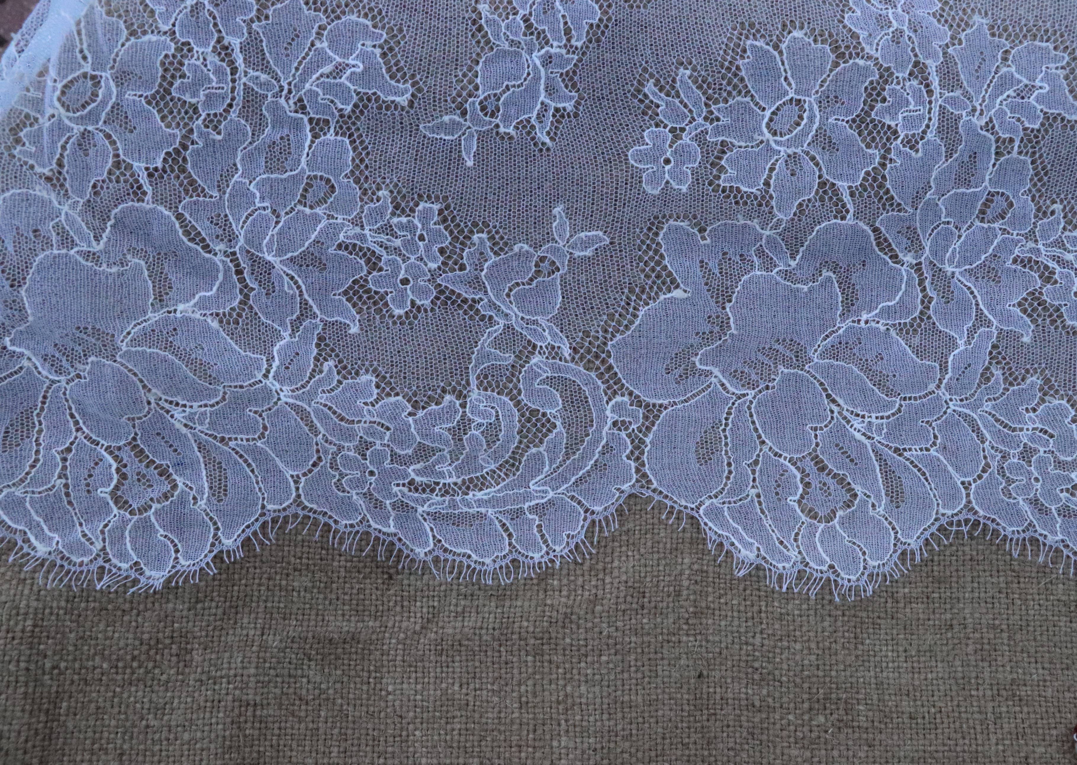 Les Sacs de Théane – Sacola - Mulher por atacado – Bolsa tote de juta com renda de Calais0