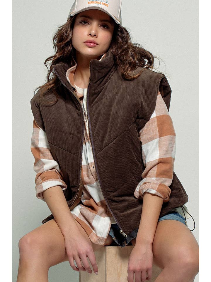 Urban Daizy - Wholesale Outerwear Vest - Women's - Sleeveless Corduroy Toggle Hem Puff Vest19