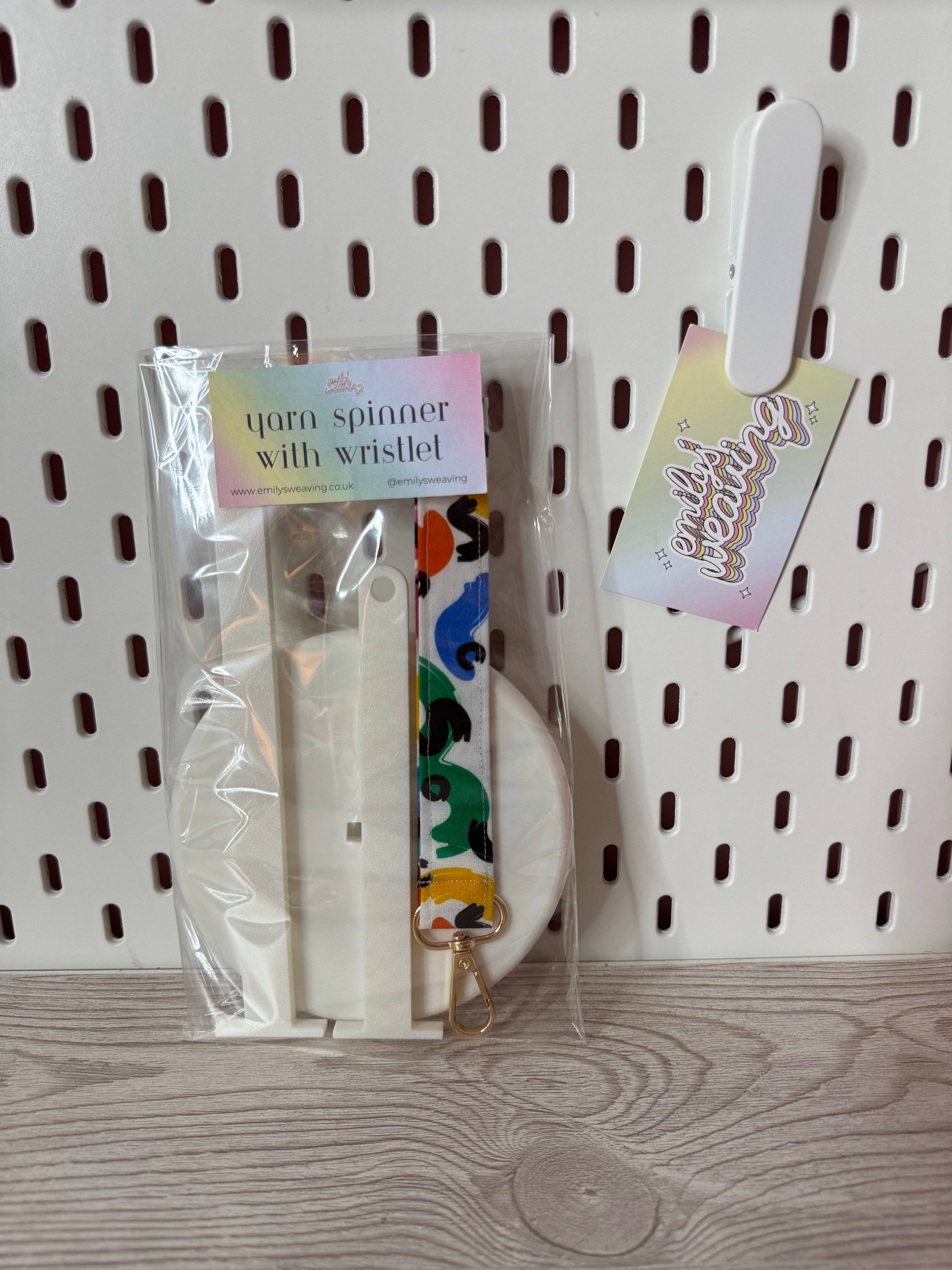 Emily's Weaving – wholesale Knitting/Crochet Supplies – White Yarn Spinner with Abstract Wristlet7