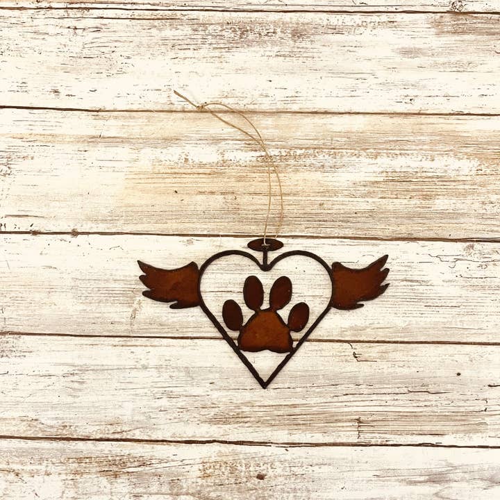 Universal Ironworks USA - Vendita all'ingrosso Decorazione - Monumento commemorativo a forma di cuore volante con zampa e aureola