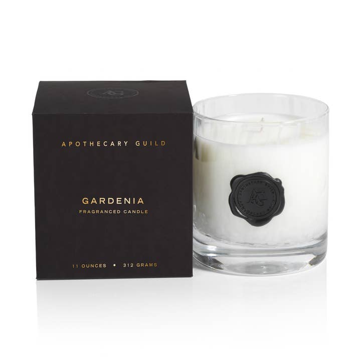 Bougie en pot en verre opale Apothecary Guild dans une boîte cadeau pour la vente par Zodax