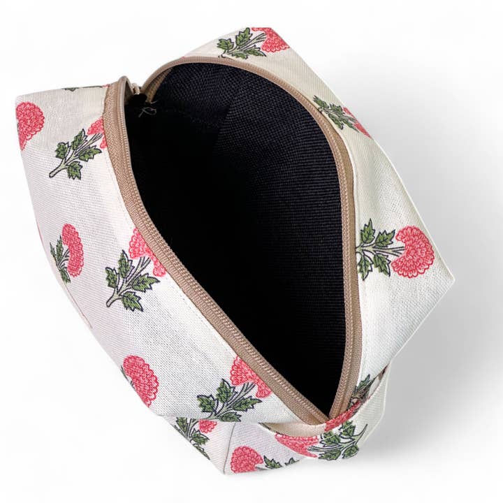 DE LA MUR LINE US Inc - Wholesale Makeup/Cosmetic Bag - Medium Makeup Bag Naha