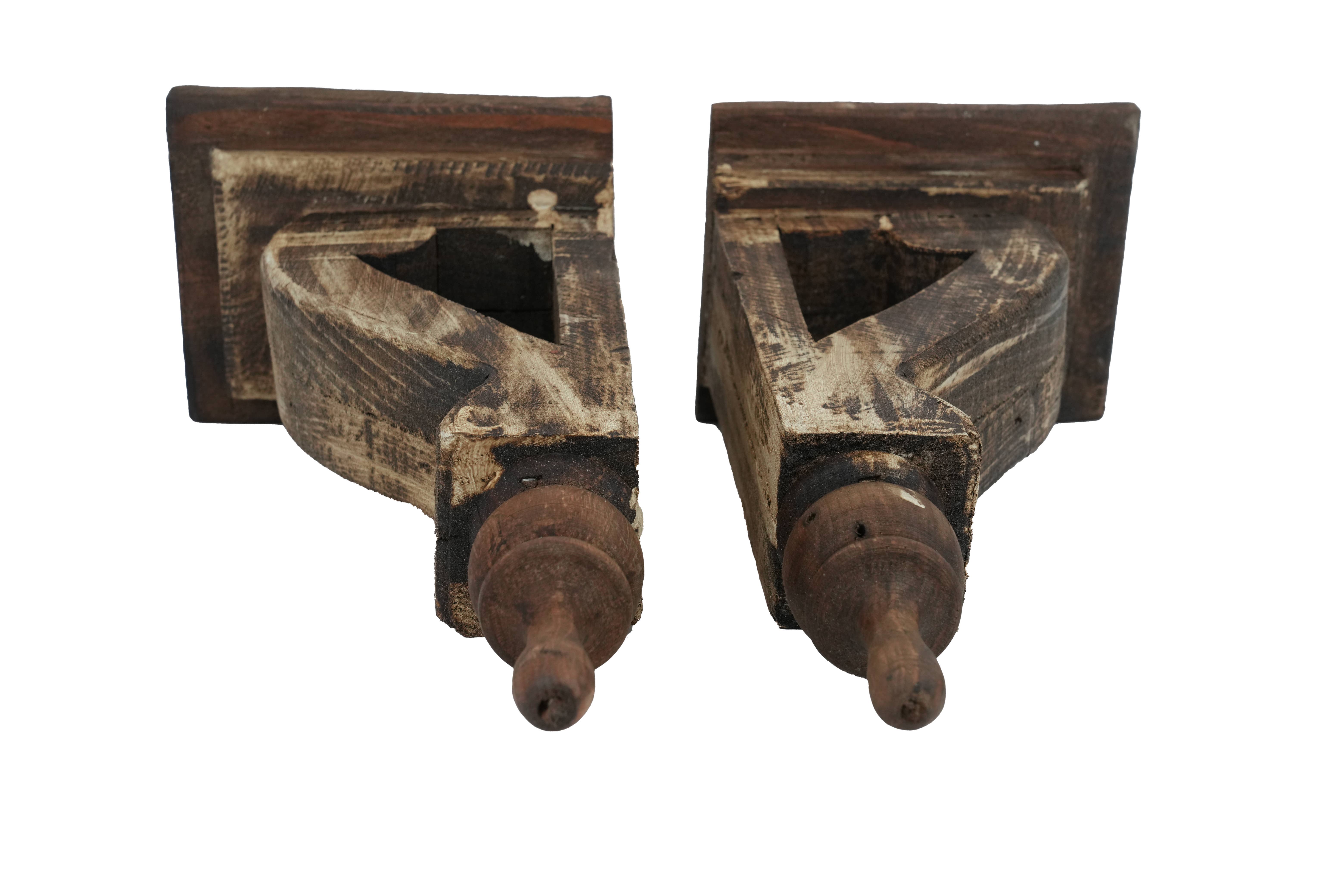 My Amigos Imports - Wholesale Decorative Tabletop Object -  Joliet Farmhouse-Rustic-Corbel-Antiqued White-5Wx6Dx14H-NEW6