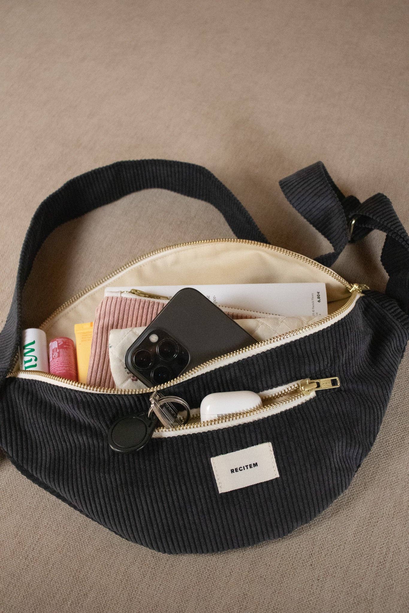 Recitem - Wholesale Crossbody Bag - Unisex - Sac banane uni Jenna1